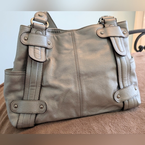 Tignanello Handbags - Tignanello Silver Metallic Italian Leather Handbag Shoulder Bag  Like New Cond